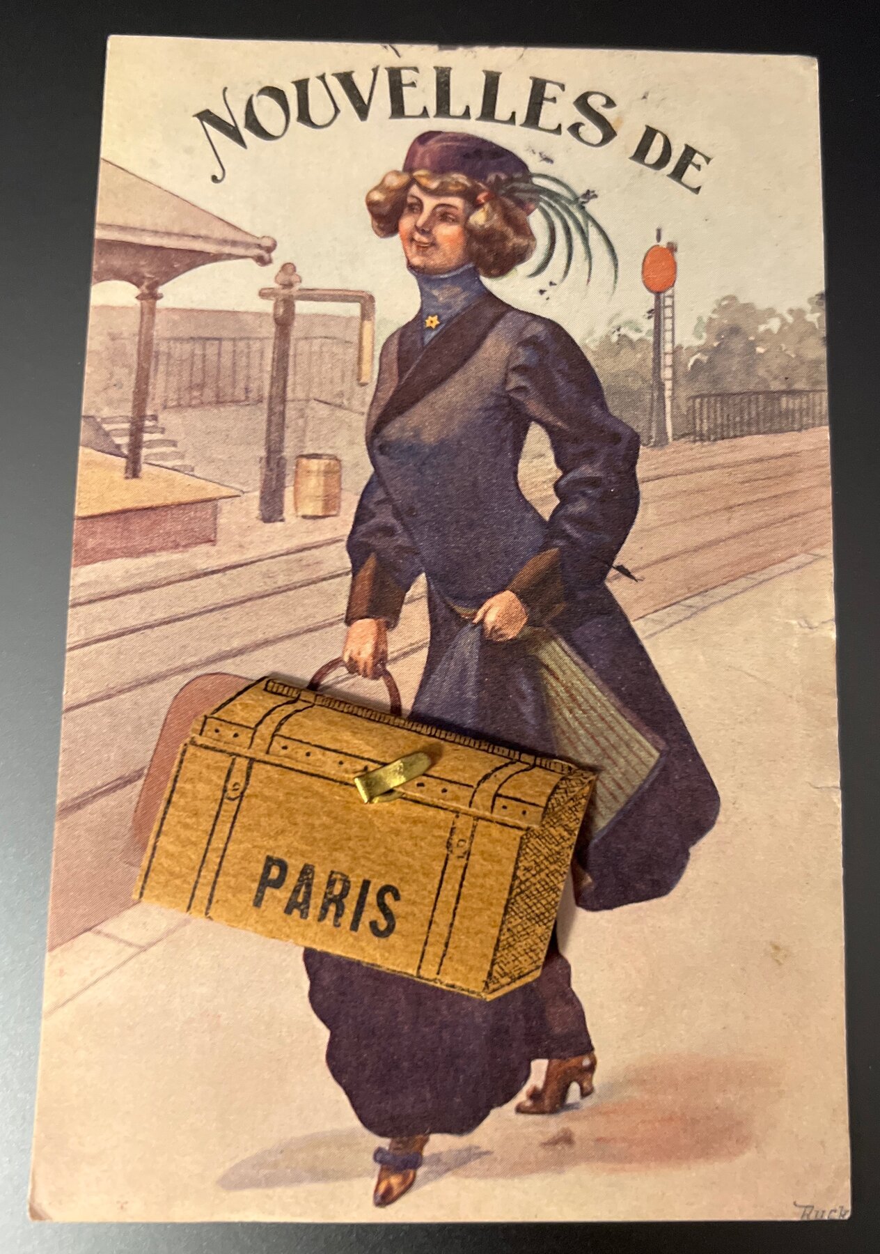 Postcard 1910s Nouvelles de Paris Novelty Pull-Out Accordion France Illus