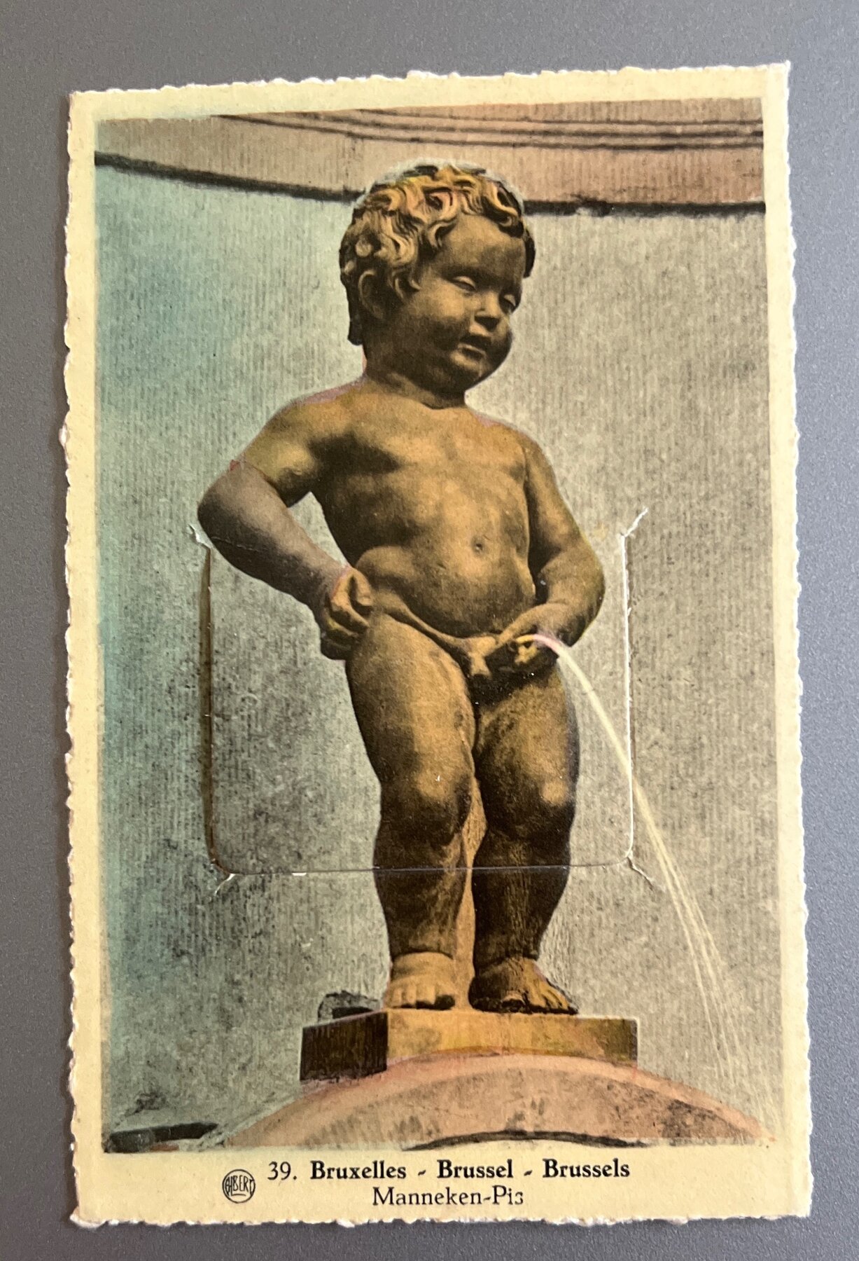 Postcard Brussels Manneken Pis Statue Belgium No.39 Phébe Colored 1930s