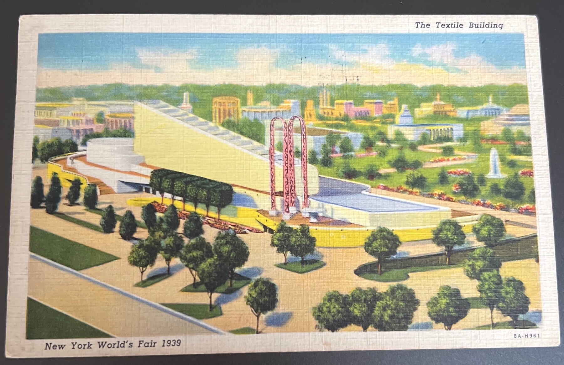 Postcard 1939 New York World's Fair Textile Building Linen Mailed 1941 KY