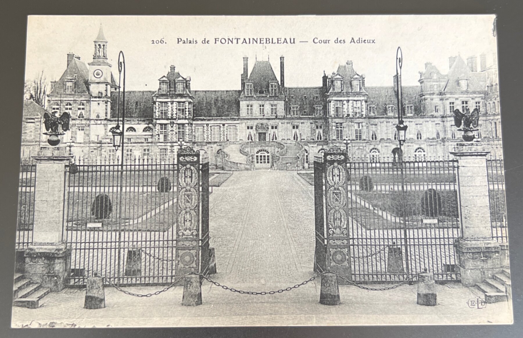 Postcard 1900s Palais de Fontainebleau Cour des Adieux France Pre-Linen