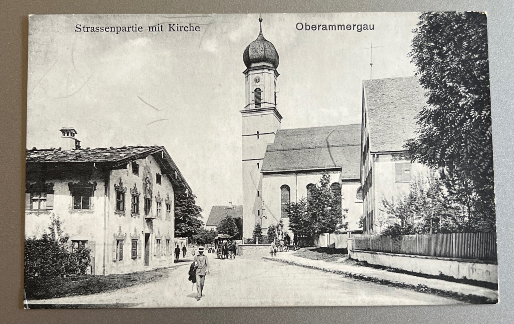 Postcard 1910 Oberammergau Germany Strassenpartie mit Kirche Street Church Scene